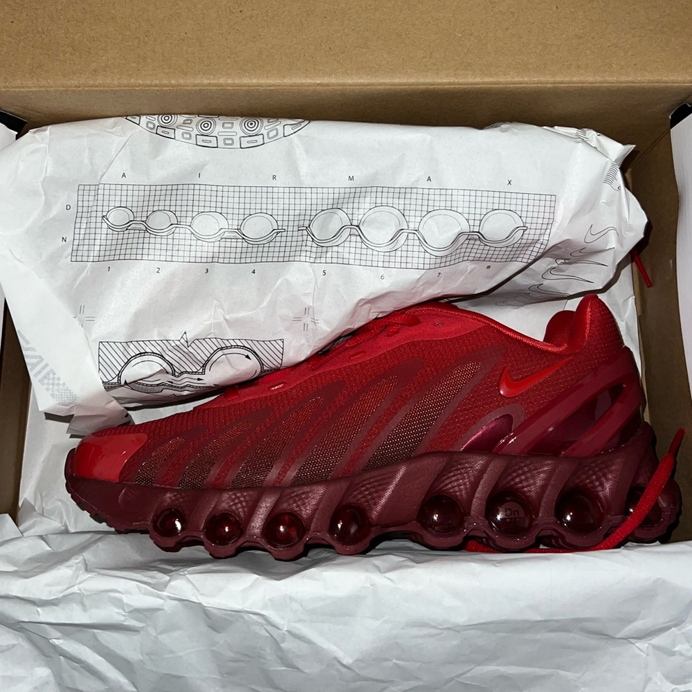 Nike Red DN8 Red Sneakers 2025